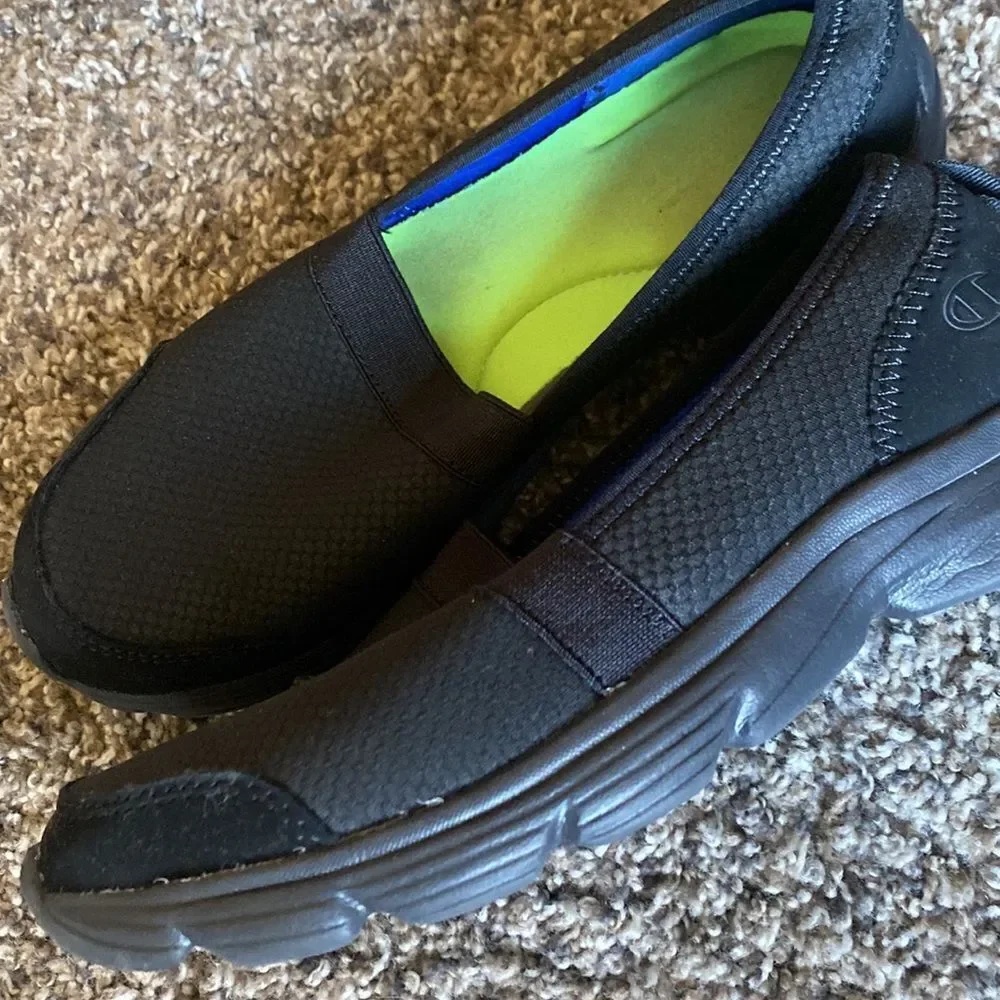 Champion woman’s slip on walking shoes black 7